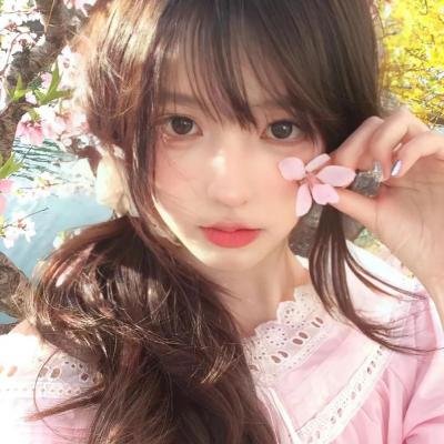 春色无边满绿波海报